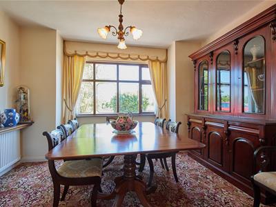 Dining room to Front